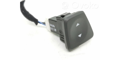 Fiat 500 0.9 2012 Elektrikli Cam Düğmesi Çıkma