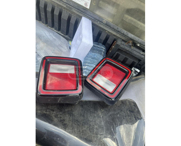 Arka Stop Lambası JEEP Wrangler 2018-2025 Arka Stop Lambası JEEP Wrangler 2018-2025