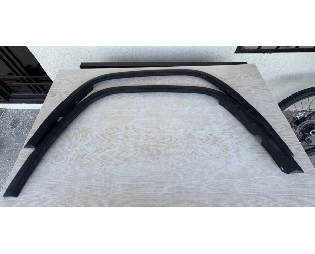 Çamurluk Dodik JEEP Grand Cherokee 2010-2016 Çamurluk Dodik JEEP Grand Cherokee 2010-2016