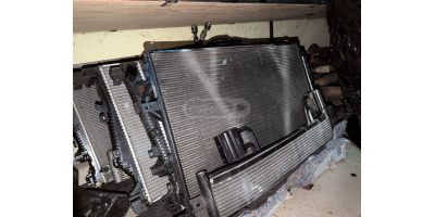 Radyatör Çerçevesi JEEP Cherokee 2013-2017