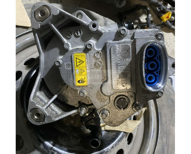 Alternatör JEEP Wrangler 2021-2025 Alternatör JEEP Wrangler 2021-2025