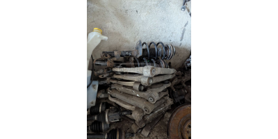 Rot Kolu JEEP Cherokee 2013-2018