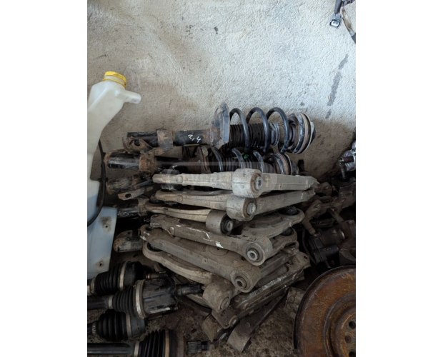 Rot Kolu JEEP Cherokee 2013-2018 Rot Kolu JEEP Cherokee 2013-2018