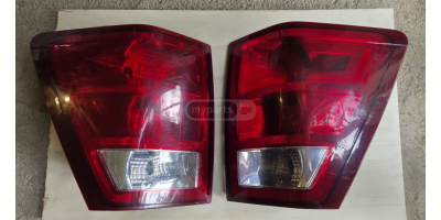 Arka Stop Lambası JEEP Grand Cherokee 2005-2006 Arka Stop Lambası JEEP Grand Cherokee 2005-2006