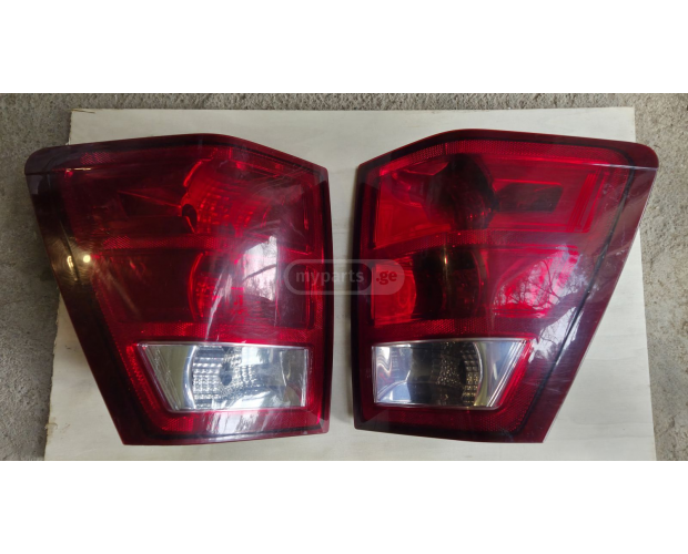 Arka Stop Lambası JEEP Grand Cherokee 2005-2006 Arka Stop Lambası JEEP Grand Cherokee 2005-2006