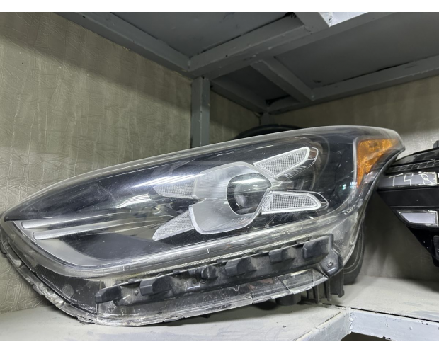 Ön Far KIA Forte 2018-2025