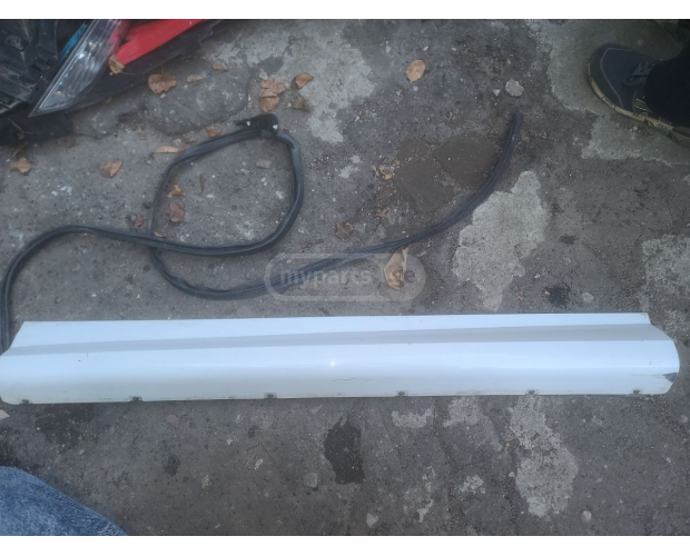 Kapı Moldingi LAND ROVER Range Rover Sport 2013-2022 Kapı Moldingi LAND ROVER Range Rover Sport 2013-2022