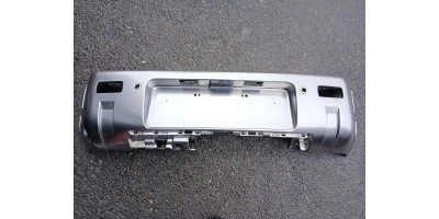 Arka Tampon LAND ROVER Defender 2021-2025 Arka Tampon LAND ROVER Defender 2021-2025