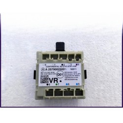 MERCEDES W257 CLS SAĞ ÖN KAPI BEYNİ