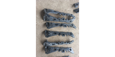 Tampon Braketi / Ayağı MAZDA / TOYOTA Tampon Braketi / Ayağı MAZDA / TOYOTA