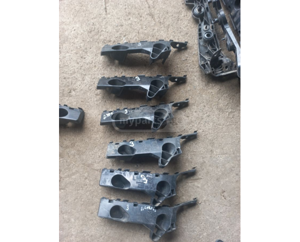 Tampon Braketi / Ayağı MAZDA Mazda 3 2014-2018