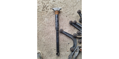 Amortisör MAZDA Mazda 3 2014-2018 Amortisör MAZDA Mazda 3 2014-2018