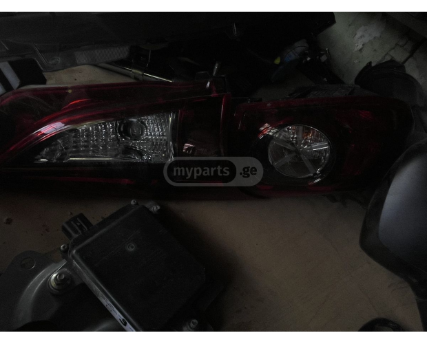 Arka Stop Lambası MAZDA Mazda 3 2013-2018 Arka Stop Lambası MAZDA Mazda 3 2013-2018