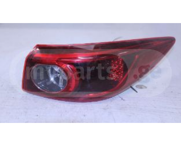 Arka Stop Lambası MAZDA Axela 2013-2016 Arka Stop Lambası MAZDA Axela 2013-2016