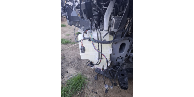 Silecek Su Deposu MAZDA CX-5 2014-2025 Silecek Su Deposu MAZDA CX-5 2014-2025