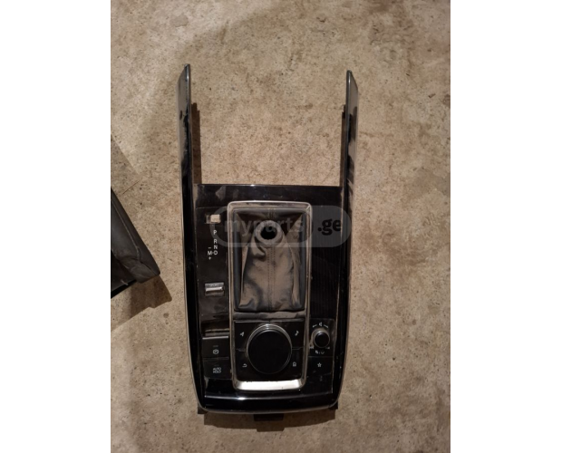 Orta Konsol MAZDA CX-30 2018-2024 Orta Konsol MAZDA CX-30 2018-2024