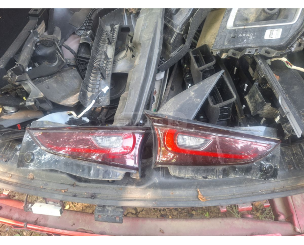 Arka Stop Lambası MAZDA CX-5 2022-2025 Arka Stop Lambası MAZDA CX-5 2022-2025