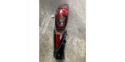 Arka Stop Lambası MAZDA CX-5 2017-2021 Arka Stop Lambası MAZDA CX-5 2017-2021
