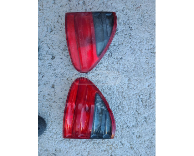 Arka Stop Lambası MERCEDES-BENZ E 320 1999-2002 Arka Stop Lambası MERCEDES-BENZ E 320 1999-2002