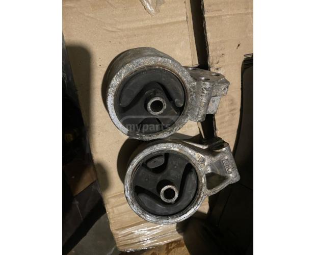 Motor Takozu MITSUBISHI Carisma 1995-2005 Motor Takozu MITSUBISHI Carisma 1995-2005