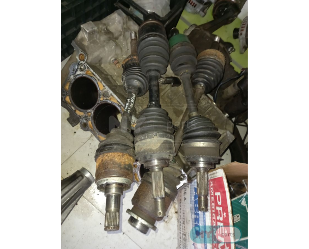 Aks Kafası MITSUBISHI Pajero IO 1998-2005 Aks Kafası MITSUBISHI Pajero IO 1998-2005