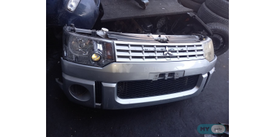 Ön Far MITSUBISHI Delica 2005-2012 Ön Far MITSUBISHI Delica 2005-2012