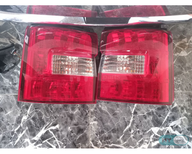 Arka Stop Lambası MITSUBISHI Delica 2006-2012 Arka Stop Lambası MITSUBISHI Delica 2006-2012
