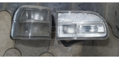 Arka Stop Lambası MITSUBISHI Delica 2001-2007 Arka Stop Lambası MITSUBISHI Delica 2001-2007