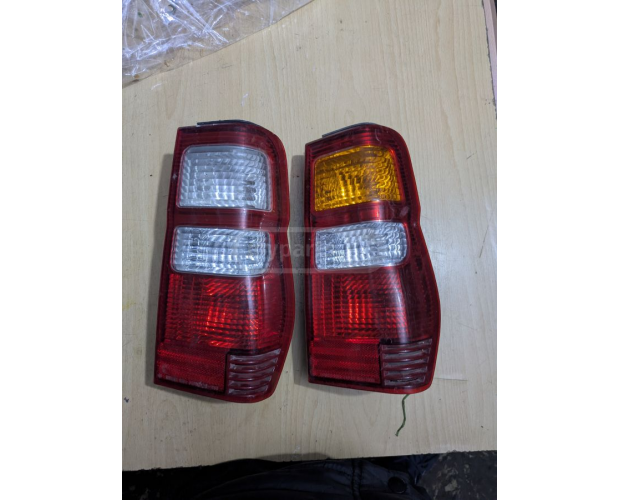 Arka Stop Lambası MITSUBISHI Pajero Mini 1998-2012 Arka Stop Lambası MITSUBISHI Pajero Mini 1998-2012