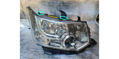 Ön Far MITSUBISHI Delica 2007-2017 Ön Far MITSUBISHI Delica 2007-2017