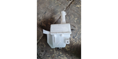 Silecek Su Deposu MITSUBISHI Mirage 2012-2019 Silecek Su Deposu MITSUBISHI Mirage 2012-2019