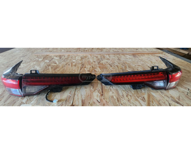 Arka Stop Lambası MITSUBISHI Outlander 2021-2024 Arka Stop Lambası MITSUBISHI Outlander 2021-2024
