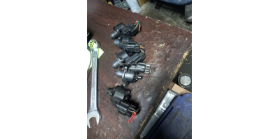 Gaz Kelebeği MITSUBISHI Airtrek / Delica / Montero Sport
