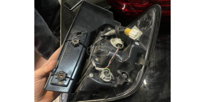 Arka Stop Lambası MITSUBISHI Outlander 2016-2021 Arka Stop Lambası MITSUBISHI Outlander 2016-2021