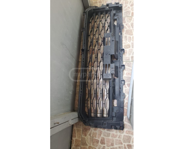 Tampon Izgarası MITSUBISHI L 200 2020-2024 Tampon Izgarası MITSUBISHI L 200 2020-2024
