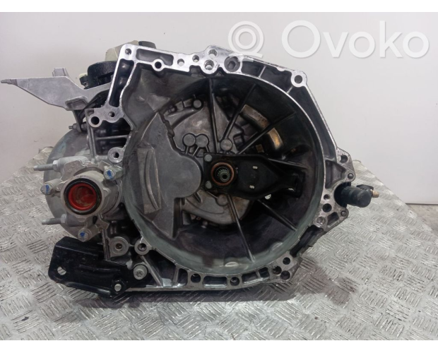Peugeot Rifter 1.5 2024 Orijinal Çıkma 6 İleri Manuel Şanzıman 20V260