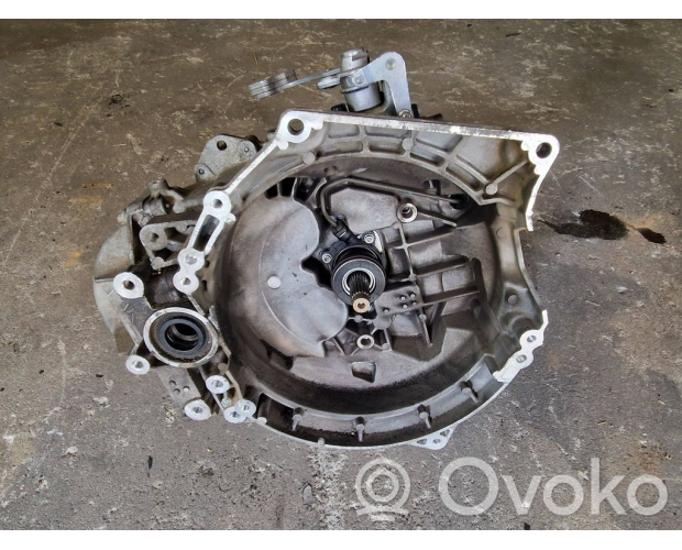 Opel Astra 1.5 2020 Orijinal Çıkma 6 İleri Manuel Şanzıman