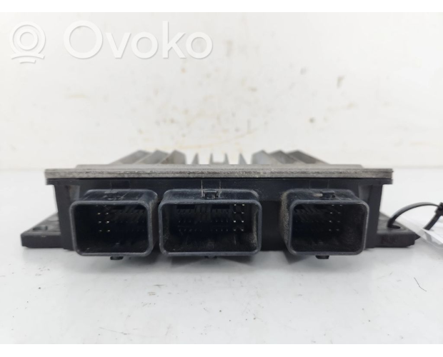 Renault Megane (I Kasa) 2001 Orijinal Çıkma Motor Beyni 8200399038