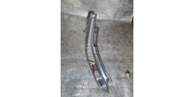 Arka Stop Lambası NISSAN Leaf 2010-2017 Arka Stop Lambası NISSAN Leaf 2010-2017