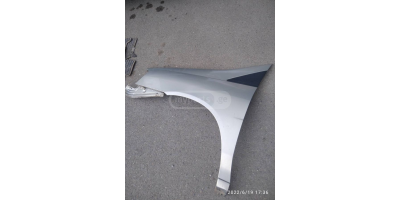 Çamurluk NISSAN Liberty 2001-2005 Çamurluk NISSAN Liberty 2001-2005