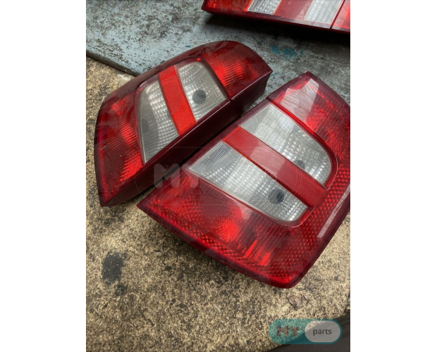 Arka Stop Lambası SKODA Fabia 1999-2007 Arka Stop Lambası SKODA Fabia 1999-2007