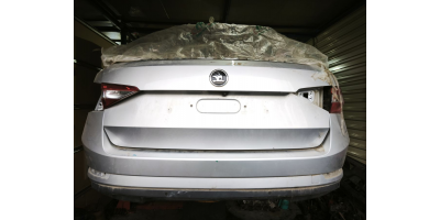 Bagaj Kapağı SKODA Superb 2015-2018 Bagaj Kapağı SKODA Superb 2015-2018