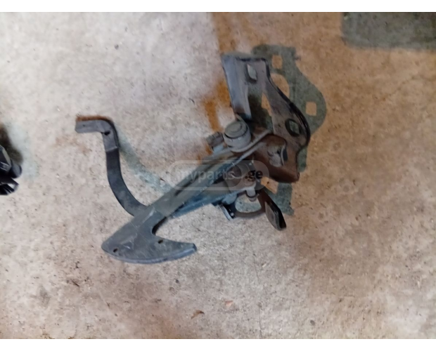 Kaput Kilidi SKODA Octavia 2009-2012 Kaput Kilidi SKODA Octavia 2009-2012