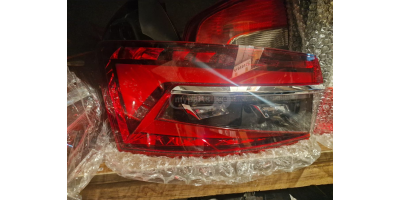 Arka Stop Lambası SKODA Superb 2020-2024 Arka Stop Lambası SKODA Superb 2020-2024