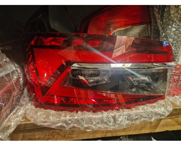 Arka Stop Lambası SKODA Superb 2020-2024 Arka Stop Lambası SKODA Superb 2020-2024