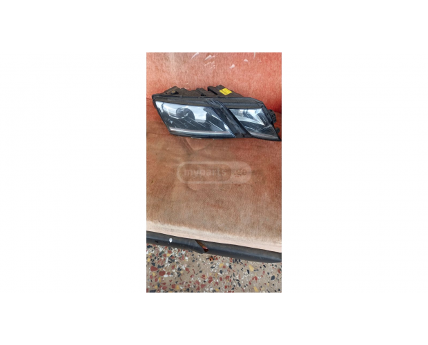 Ön Far MERCEDES-BENZ / SKODA